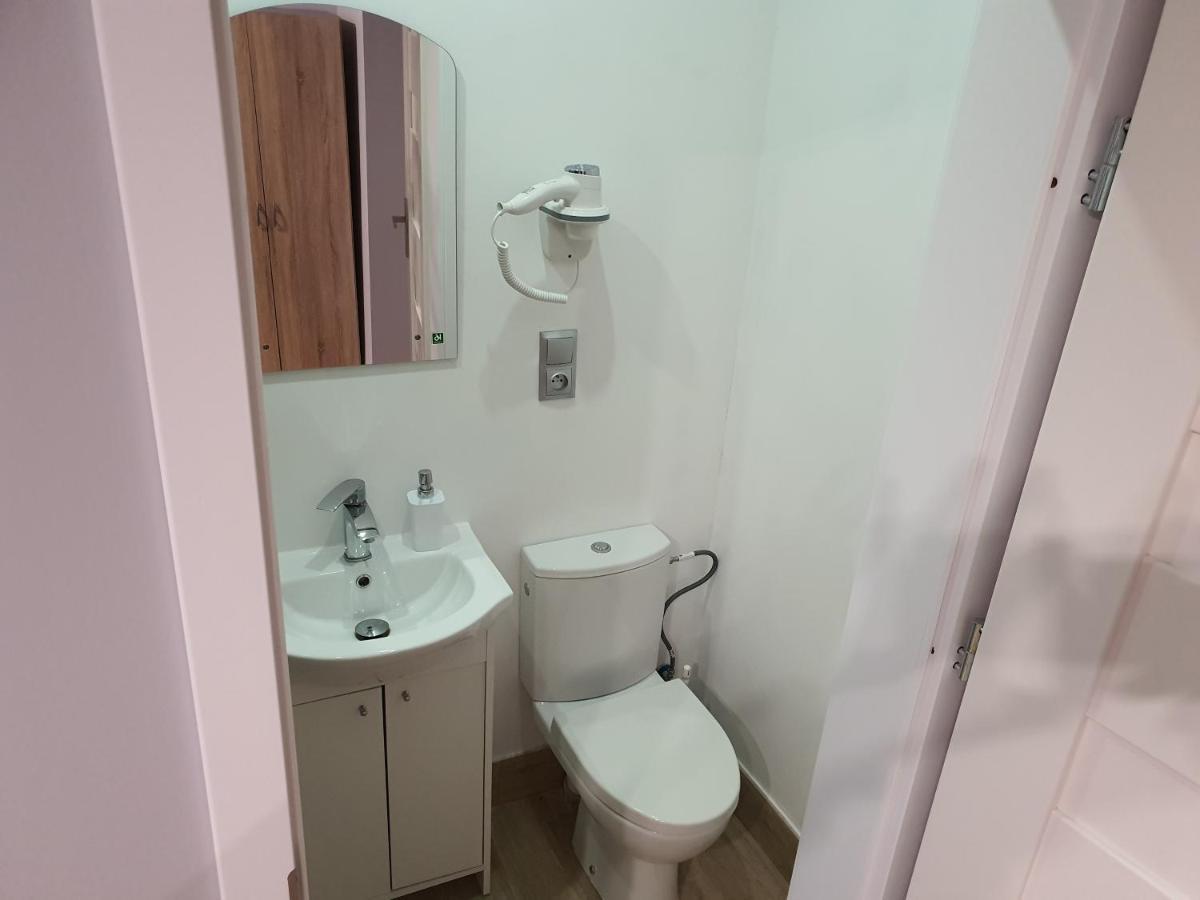 Jasna Hotelik Self Check-In Varsovia Exterior foto
